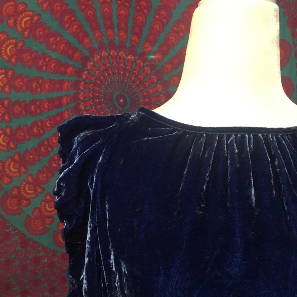 Velvet top.